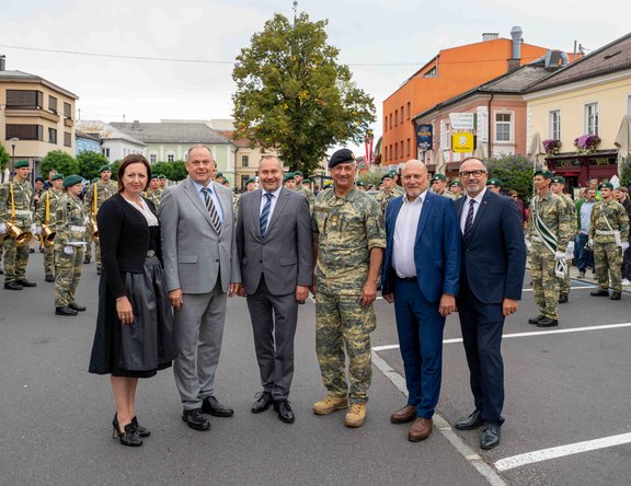 _mickla_anton__11_von_11_.jpg